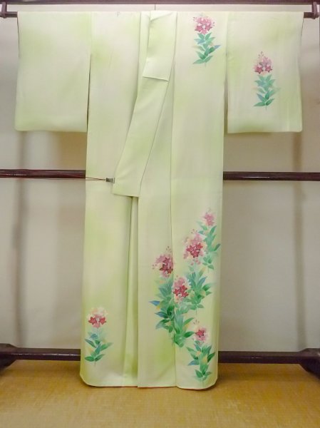 Photo2: N0814R Vintage Japanese women Shiny Pale Yellowish Green TSUKESAGE formal / Silk. KIKYO Japanese balloonflower,   (Grade C) (2)
