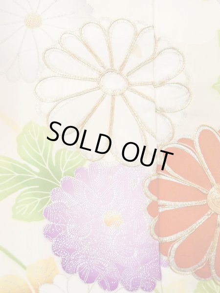 Photo9: N0814T Vintage Japanese women   Off White FURISODE long-sleeved / Silk. Chrysanthemum,   (Grade D) (9)