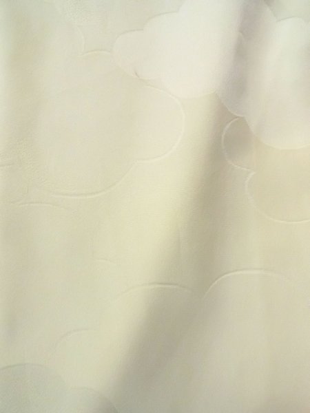 Photo16: N0814T Vintage Japanese women   Off White FURISODE long-sleeved / Silk. Chrysanthemum,   (Grade D) (16)