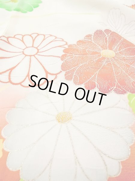 Photo24: N0814T Vintage Japanese women   Off White FURISODE long-sleeved / Silk. Chrysanthemum,   (Grade D) (24)