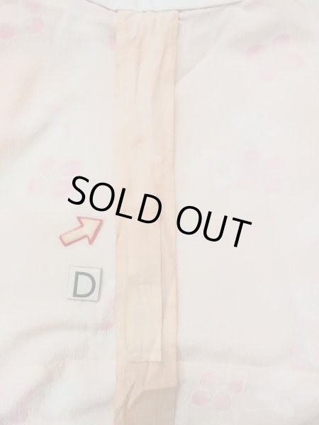 Photo18: N0815B Vintage Japanese women  Pale Coral JUBAN undergarment / Synthetic. Flower with a chrysanthemum based woven pattern half collar  (Grade C) (18)