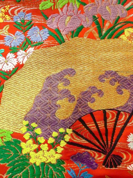 Photo10: Mint N0827D Used Japanese women   Red UCHIKAKE Wedding / Silk. Peony,   (Grade A) (10)