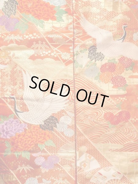 Photo5: N0827E Used Japanese women   Vermilion UCHIKAKE Wedding / Silk. Peony,   (Grade B) (5)