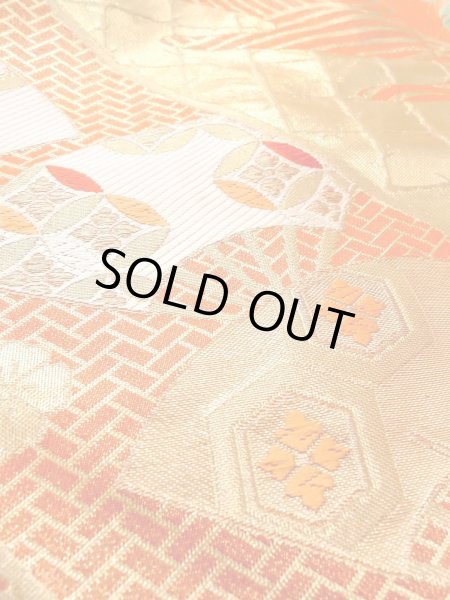 Photo29: N0827E Used Japanese women   Vermilion UCHIKAKE Wedding / Silk. Peony,   (Grade B) (29)