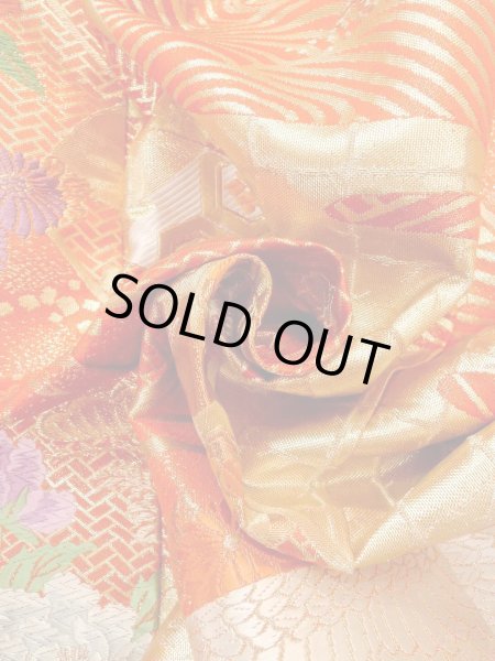 Photo31: N0827E Used Japanese women   Vermilion UCHIKAKE Wedding / Silk. Peony,   (Grade B) (31)