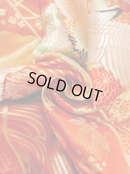 Photo32: N0827E Used Japanese women   Vermilion UCHIKAKE Wedding / Silk. Peony,   (Grade B) (32)