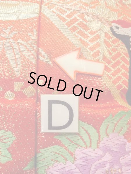 Photo37: N0827E Used Japanese women   Vermilion UCHIKAKE Wedding / Silk. Peony,   (Grade B) (37)