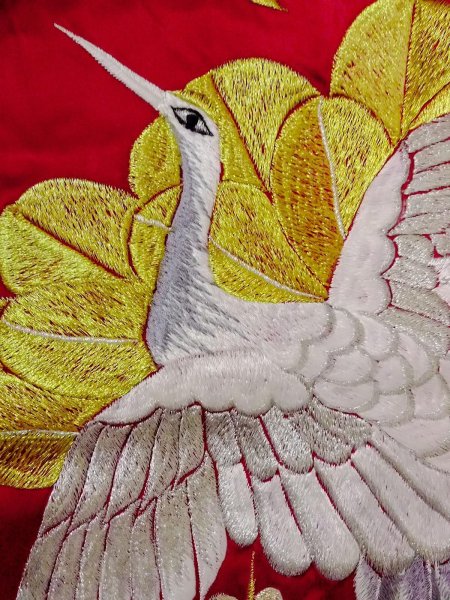 Photo18: N0827G Vintage Japanese women  Shiny Red KAKESHITA under Uchikake / Silk. UME plum bloom,   (Grade B) (18)