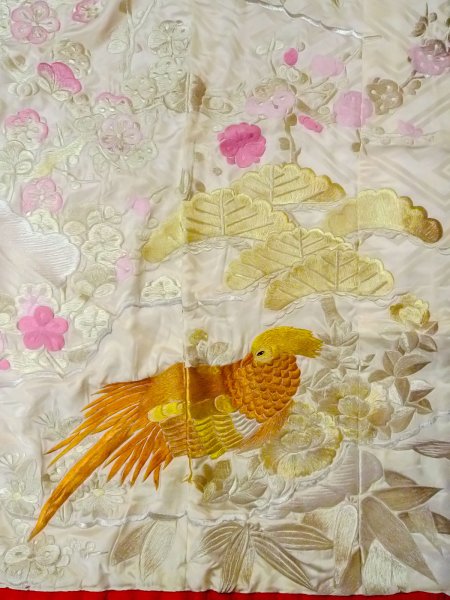 Photo7: N0827I Vintage Japanese women  Shiny Off White UCHIKAKE Wedding / Silk. UME plum bloom,   (Grade C) (7)