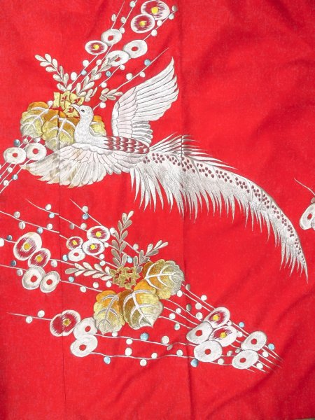 Photo6: N0827J Vintage Japanese women  Vivid Red UCHIKAKE Wedding / Silk. Chrysanthemum,   (Grade C) (6)
