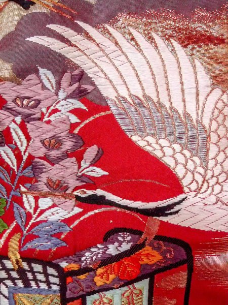 Photo16: Mint N0827L Vintage Japanese women   Red UCHIKAKE Wedding / Silk. SAKURA cherry blossom, Metalic thread  (Grade A) (16)