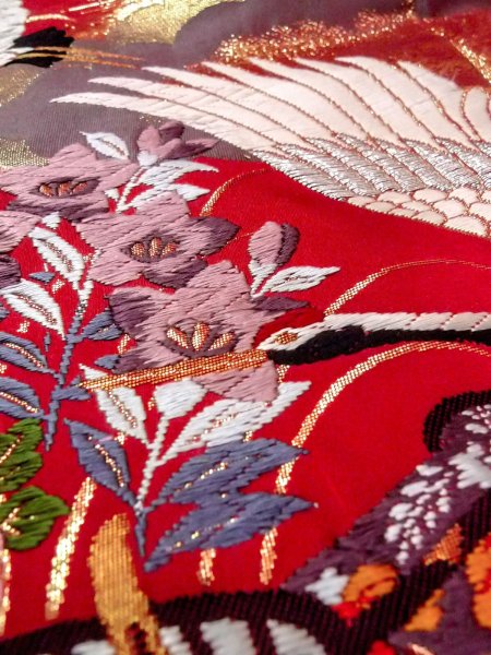 Photo33: Mint N0827L Vintage Japanese women   Red UCHIKAKE Wedding / Silk. SAKURA cherry blossom, Metalic thread  (Grade A) (33)