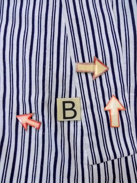 Photo15: N0906K Vintage Japanese women   White YUKATA summer(made in Japan) / Cotton. MOMIJI maple leaf,   (Grade D) (15)