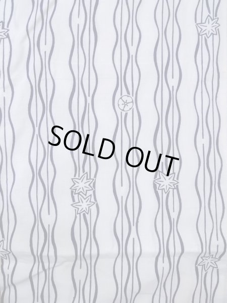 Photo4: N0906M Vintage Japanese women   White YUKATA summer(made in Japan) / Cotton. MOMIJI maple leaf,   (Grade B) (4)