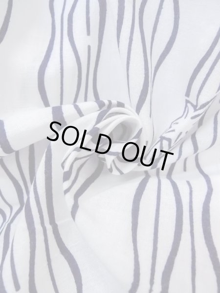 Photo12: N0906M Vintage Japanese women   White YUKATA summer(made in Japan) / Cotton. MOMIJI maple leaf,   (Grade B) (12)