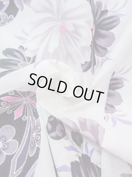 Photo12: N0906N Vintage Japanese women   White YUKATA summer(made in Other than Japan) / Cotton. Flower Japanese traditional ball pattern  (Grade B) (12)
