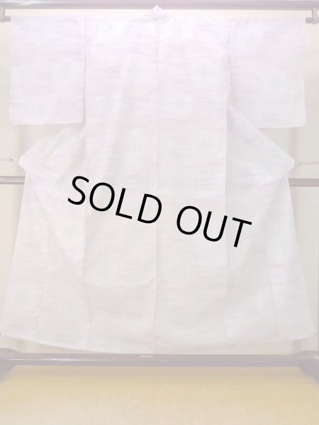 Photo2: N0906O Vintage Japanese women  Pale White YUKATA summer(made in Japan) / Wool. Chinese flower,   (Grade B) (2)