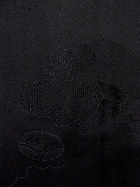 Photo6: Mint N0906Q Vintage Japanese women   Black HAORI short jacket / Silk.    (Grade A) (6)