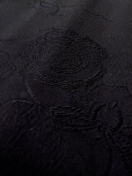 Photo10: N0906R Vintage Japanese women   Black HAORI short jacket / Silk.    (Grade B) (10)