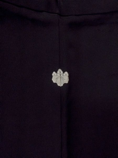 Photo3: N0906T Vintage Japanese women   Black HAORI short jacket / Silk.    (Grade B) (3)