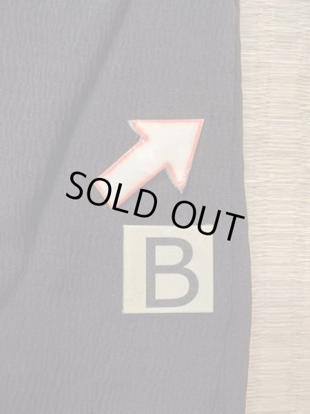 Photo15: N0906U Vintage Japanese women   Black HAORI short jacket / Silk.    (Grade B) (15)