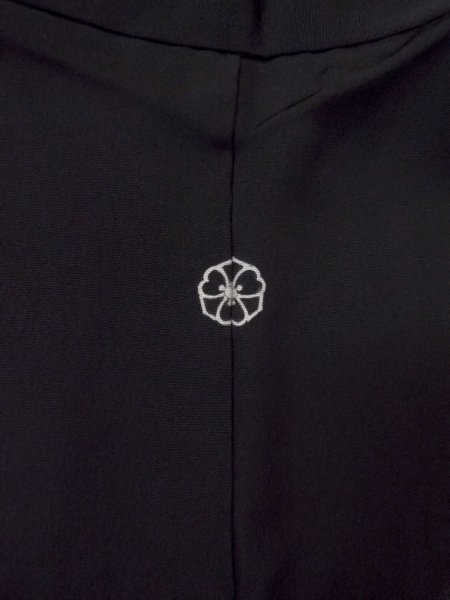 Photo3: Mint N0906Y Vintage Japanese women   Black HAORI short jacket / Silk.    (Grade A) (3)