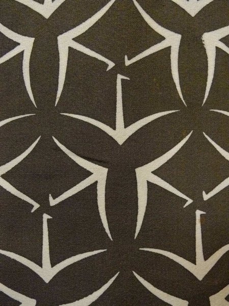 Photo5: N0920S Vintage Japanese women  Dark Olive HAORI short jacket / Silk. Crossed circles Folded paper crane pattern  (Grade C) (5)