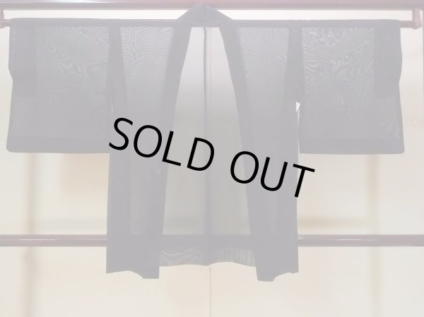 Photo2: N0921A Vintage Japanese women   Black HAORI short jacket / Silk. Flower,   (Grade B) (2)