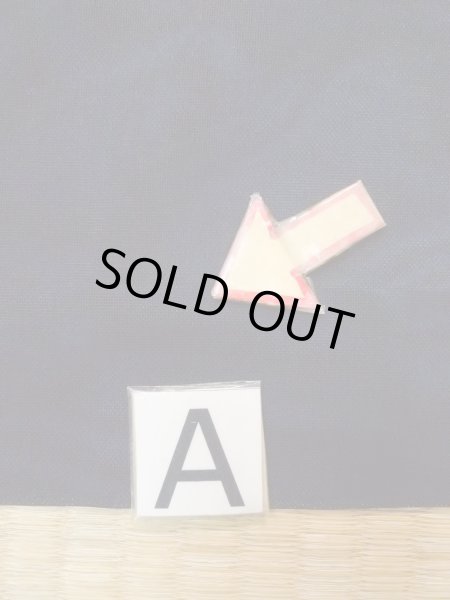 Photo15: N0921A Vintage Japanese women   Black HAORI short jacket / Silk. Flower,   (Grade B) (15)