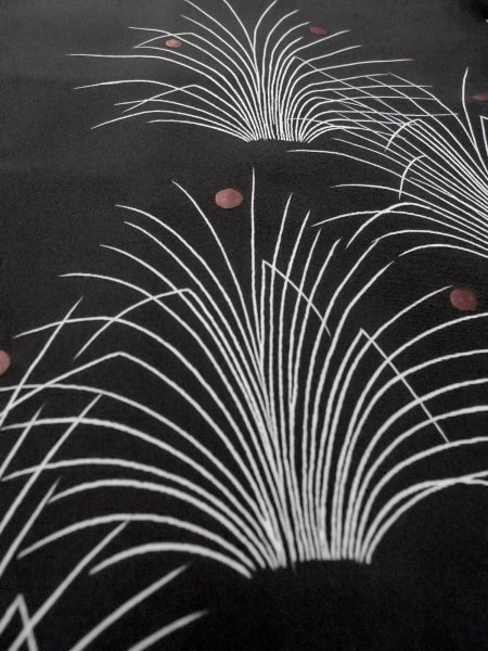 Photo9: N0930X Vintage Japanese kimono  Pale Black HAORI short jacket for women / Silk. Tall grass,   (Grade B) (9)