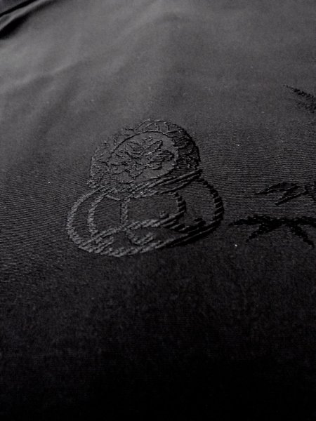 Photo11: N0930Z Vintage Japanese kimono   Black HAORI short jacket for women / Silk.    (Grade B) (11)