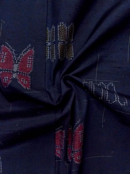 Photo12: N1007R Vintage Japanese kimono  Dark Indigo Blue TSUMUGI pongee for women / Silk. Butterfly,   (Grade A) (12)