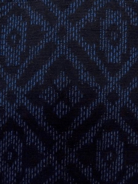 Photo7: N1007W Vintage Japanese kimono  Dark Indigo Blue TOKAMACHI-TSUMUGI for men / Silk. Diamond-shaped flowers   (Grade A) (7)