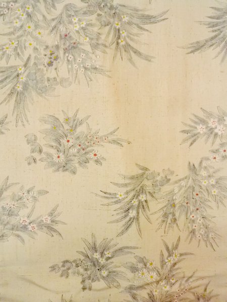 Photo4: N1015A Vintage Japanese kimono   Ivory TSUMUGI pongee for women / Silk. Flower   (Grade B) (4)