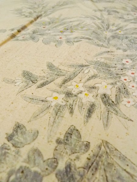 Photo10: N1015A Vintage Japanese kimono   Ivory TSUMUGI pongee for women / Silk. Flower   (Grade B) (10)