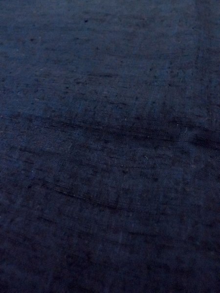 Photo10: N1015B Vintage Japanese kimono   Navy Blue ISHIGE-YUKI-TSUMUGI for women / Silk. Tortoise-shell pattern(Hexagonal pattern)   (Grade B) (10)