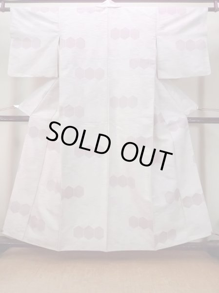 Photo1: N1015D Vintage Japanese kimono Pale Reddish Wisteria TSUMUGI pongee for women / Silk. Pine bark lozenges,   (Grade C) (1)