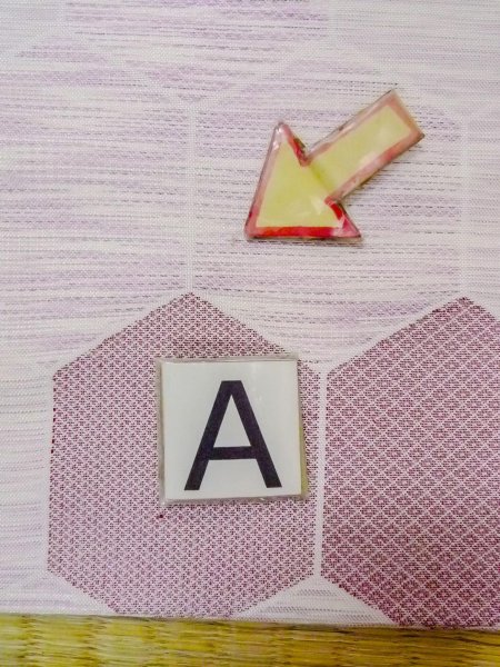 Photo14: N1015D Vintage Japanese kimono Pale Reddish Wisteria TSUMUGI pongee for women / Silk. Pine bark lozenges,   (Grade C) (14)