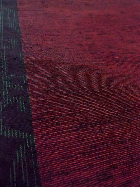 Photo9: N1015F Vintage Japanese kimono  Dark Dark Red TSUMUGI pongee for women / Silk. Arabesque vine,   (Grade B) (9)