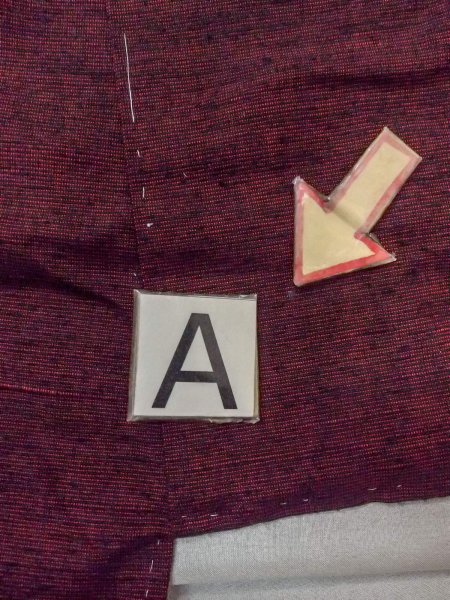 Photo14: N1015F Vintage Japanese kimono  Dark Dark Red TSUMUGI pongee for women / Silk. Arabesque vine,   (Grade B) (14)