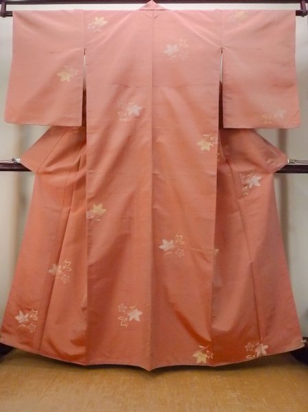 Photo1: N1015G Vintage Japanese kimono  Pale Coral TSUMUGI pongee for women / Silk. KIKYO Japanese balloonflower   (Grade B) (1)