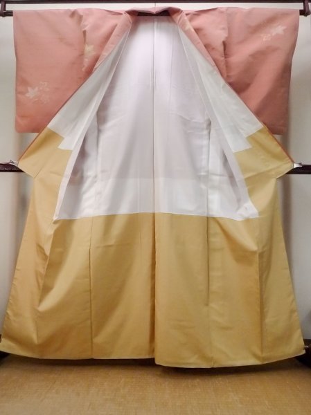 Photo2: N1015G Vintage Japanese kimono  Pale Coral TSUMUGI pongee for women / Silk. KIKYO Japanese balloonflower   (Grade B) (2)