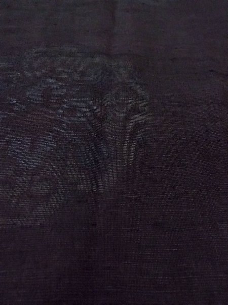 Photo9: N1015H Vintage Japanese kimono   Black ISHIGE-YUKI-TSUMUGI for women / Silk. Chinese flower   (Grade C) (9)