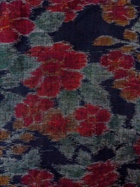 Photo3: Mint N1015I Used Japanese kimono  Dark Indigo Blue TOKAMACHI-TSUMUGI for women / Silk. Flower,   (Grade A) (3)