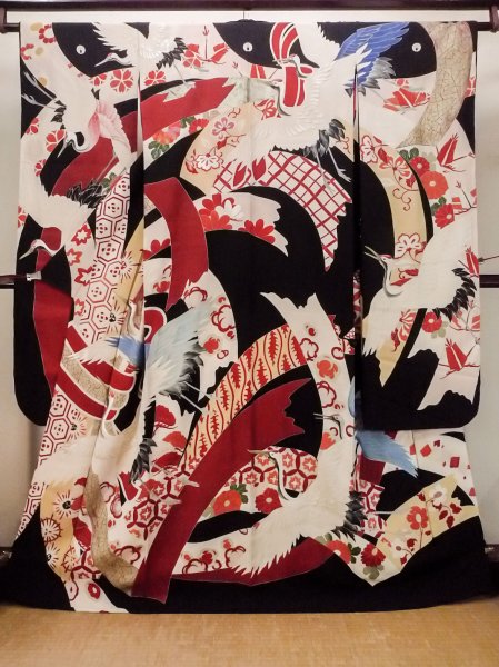 Photo1: N1015J Antique Japanese kimono   Black UCHIKAKE Wedding for women / Silk. SAKURA cherry blossom,   (Grade B) (1)