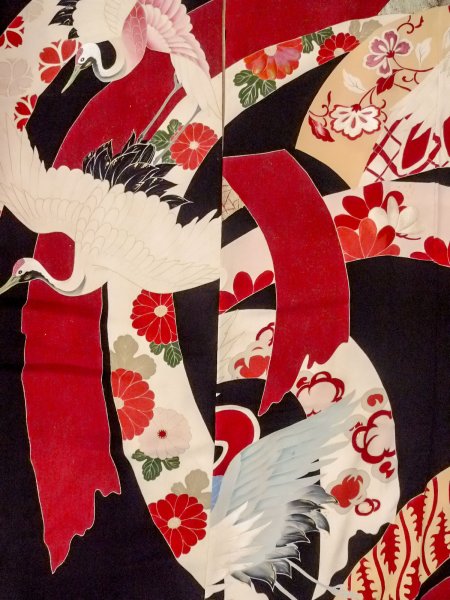 Photo7: N1015J Antique Japanese kimono   Black UCHIKAKE Wedding for women / Silk. SAKURA cherry blossom,   (Grade B) (7)