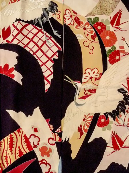 Photo9: N1015J Antique Japanese kimono   Black UCHIKAKE Wedding for women / Silk. SAKURA cherry blossom,   (Grade B) (9)