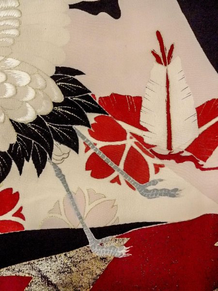 Photo20: N1015J Antique Japanese kimono   Black UCHIKAKE Wedding for women / Silk. SAKURA cherry blossom,   (Grade B) (20)