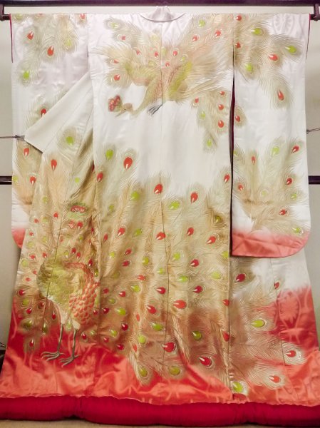 Photo1: N1015L Vintage Japanese kimono  Shiny White UCHIKAKE Wedding for women / Silk. Peacock   (Grade B) (1)
