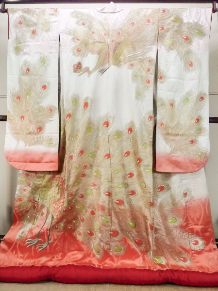 Photo2: N1015L Vintage Japanese kimono  Shiny White UCHIKAKE Wedding for women / Silk. Peacock   (Grade B) (2)